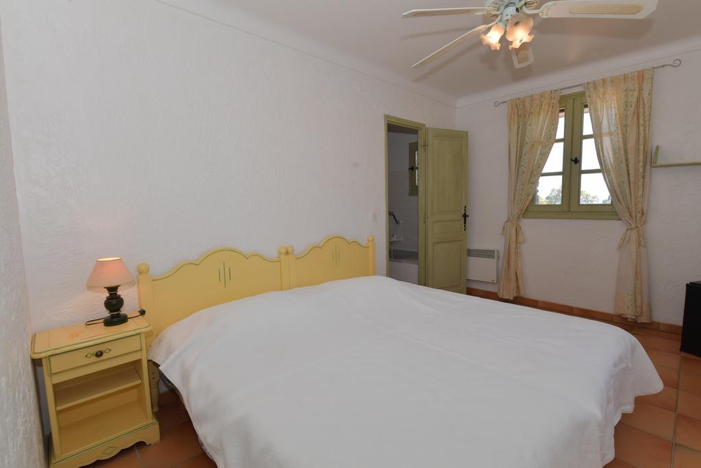 Les Lauriers Roses Aparthotel Rayol-Canadel-sur-Mer Exterior photo